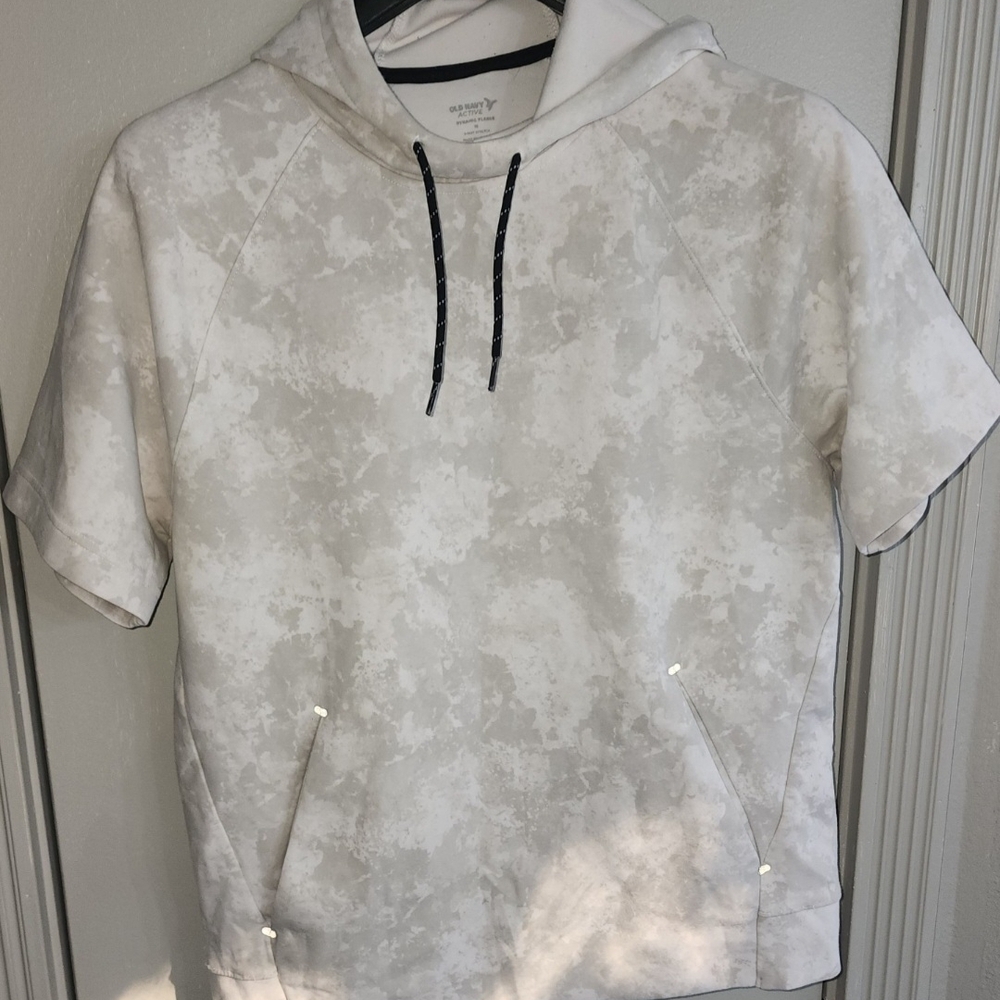 Old Navy Active Dynamic Fleece short-sleeve Active White and Black Hoodie